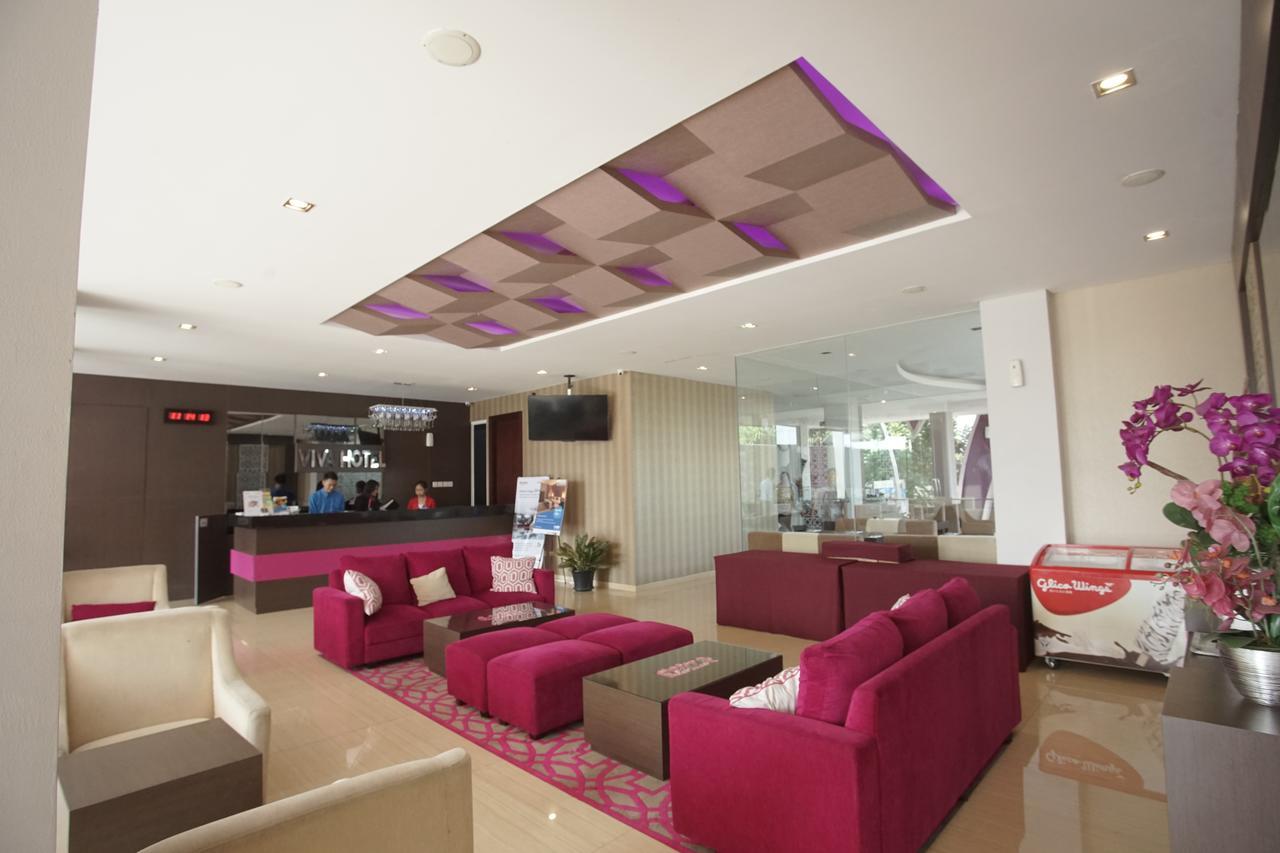 Viva Hotel Kediri, Azana Hotels Collection Kediri  Exterior photo